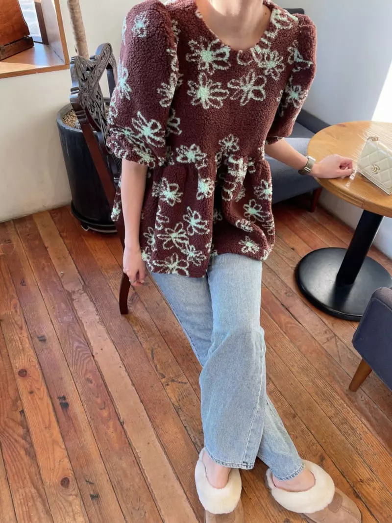 140 Avenue - Korean Women Fashion - #womensfashion - Flower Dumble Blouse