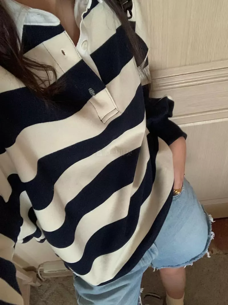 And Floyd - Korean Women Fashion - #womensfashion - Chase Stripes Sweatshirt