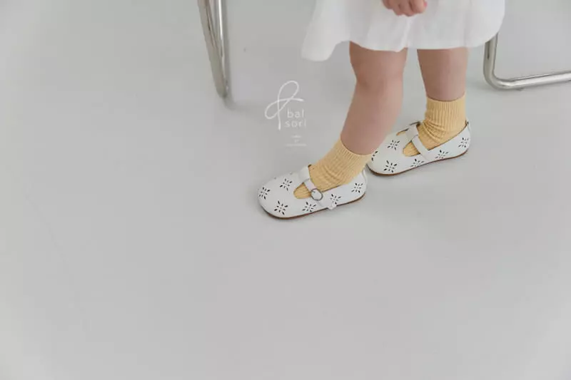 Babyzzam - Korean Children Fashion - #childofig - BB366 Flower Flats - 4
