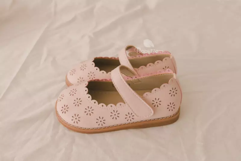 Babyzzam - Korean Children Fashion - #todddlerfashion - D437 Flower Flats - 12