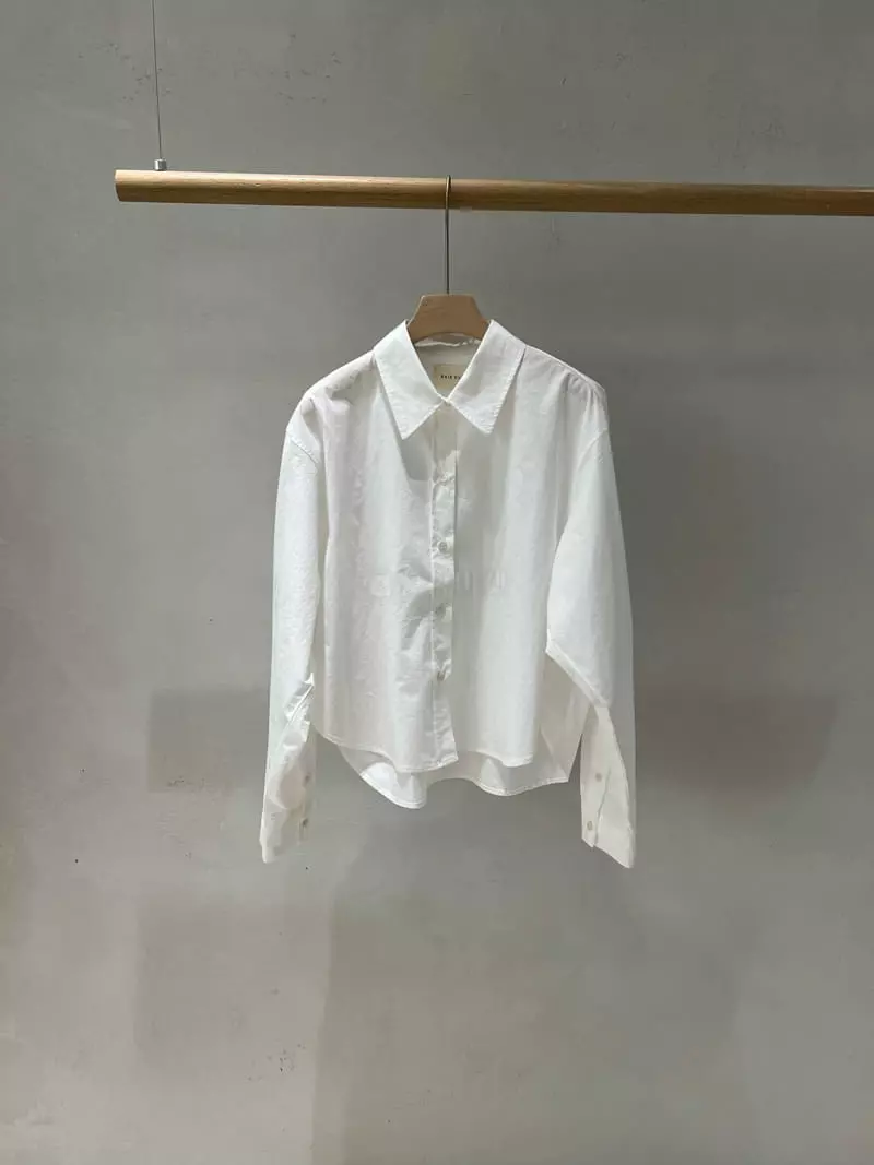 Baie Oud - Korean Women Fashion - #momslook - Crop Basic Shirt - 2