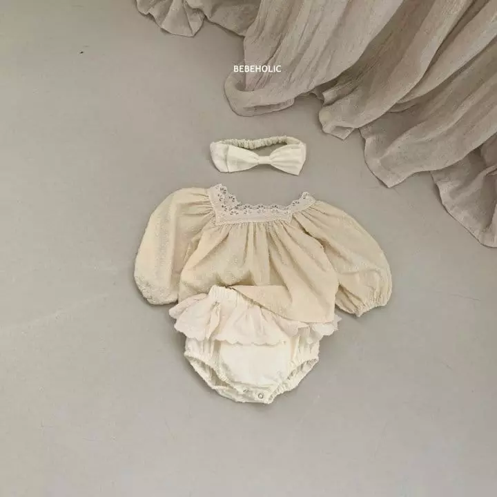 Bebe Holic - Korean Baby Fashion - #babyoutfit - Snow Flower Frill Bloomer - 3