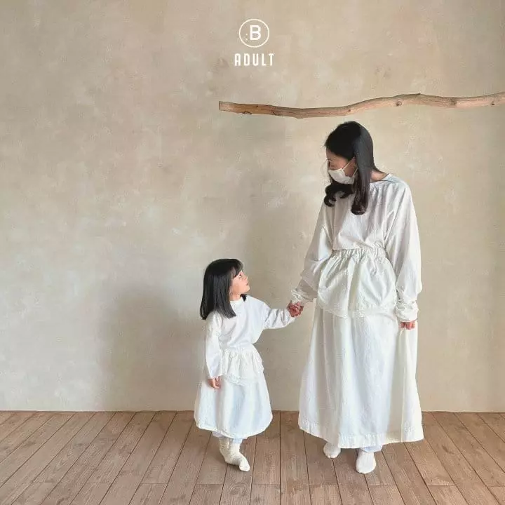 Bella Bambina - Korean Children Fashion - #todddlerfashion - Delet Skirt with Mom - 11