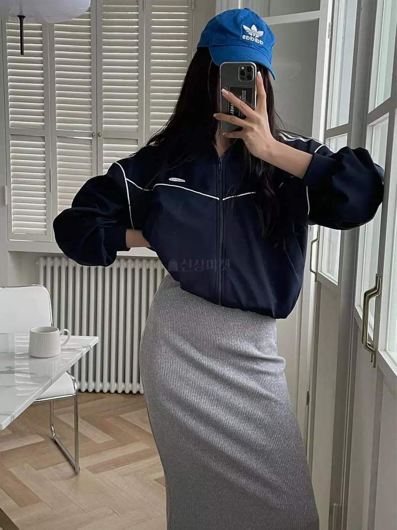 Chapter - Korean Women Fashion - #shopsmall - Track Zipper Jacket - 11