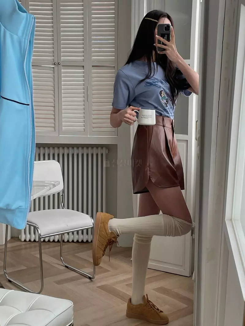 Chapter - Korean Women Fashion - #womensfashion - Bating Leather Pants - 3