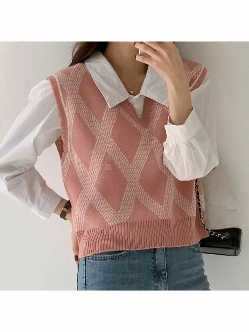 Chemi - Korean Women Fashion - #shopsmall - A V Vest - 3