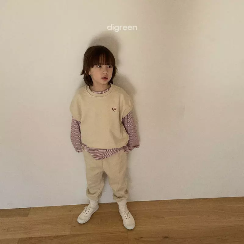 Digreen - Korean Children Fashion - #Kfashion4kids - Heart Vest - 2