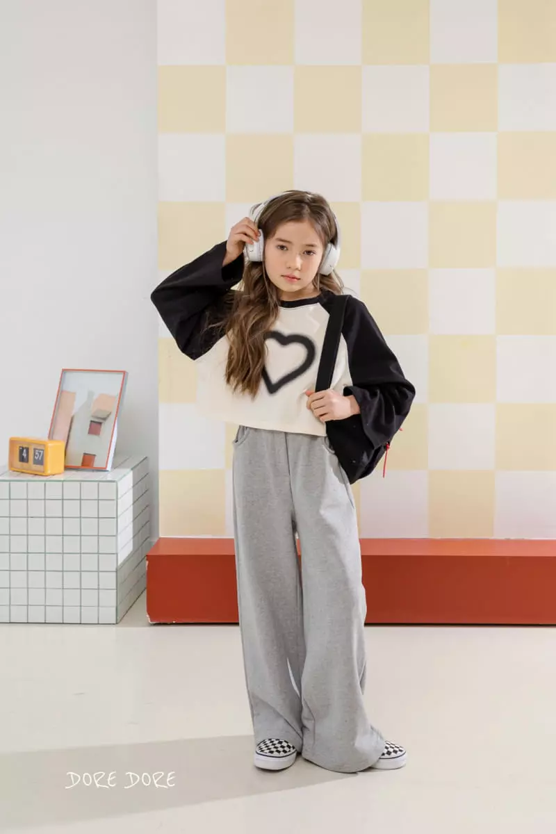 Dore Dore - Korean Children Fashion - #magicofchildhood - Heart Raglan Crop Sweatshirt - 9