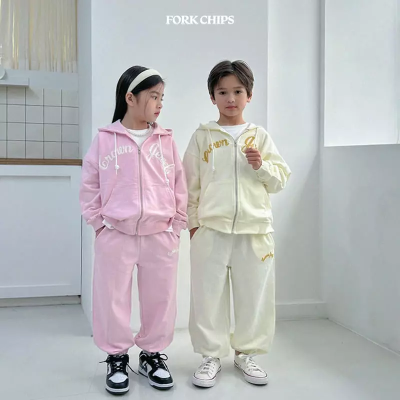 Fork Chips - Korean Children Fashion - #childofig - Crown Top Bottom Set - 10