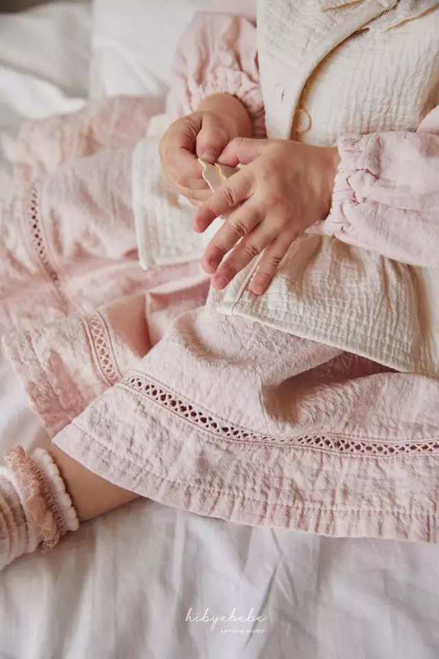 Hi Byebebe - Korean Baby Fashion - #babyoutfit - Cream Frill Vest - 7