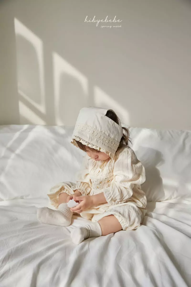 Hi Byebebe - Korean Baby Fashion - #babyoutfit - Flower Embrodiery Smocking Bodysuit - 4