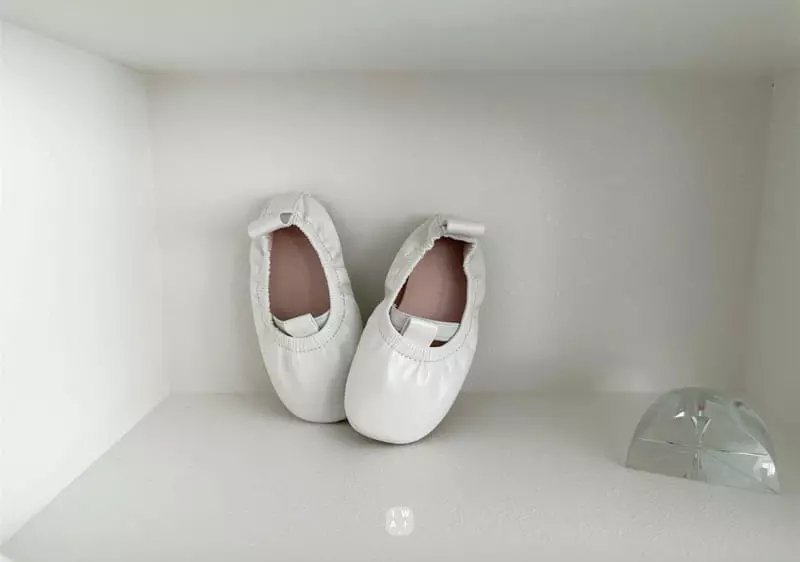 IWAI - Korean Women Fashion - #momslook - IW967 Bella Flats mom - 4