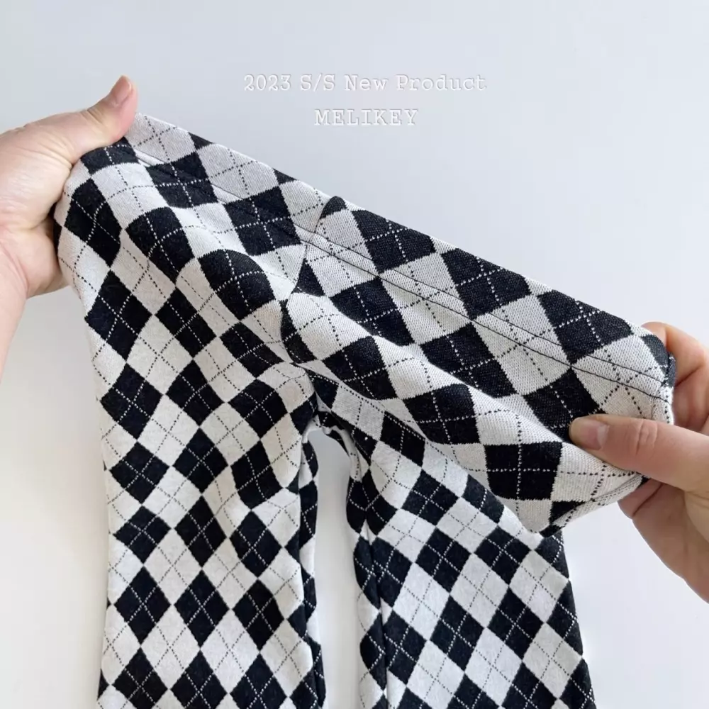 Melikey - Korean Children Fashion - #todddlerfashion - Argyle Check Pants - 5