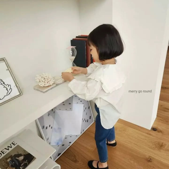 Merry Go Round - Korean Children Fashion - #childofig - Frill Collar Blouse - 12