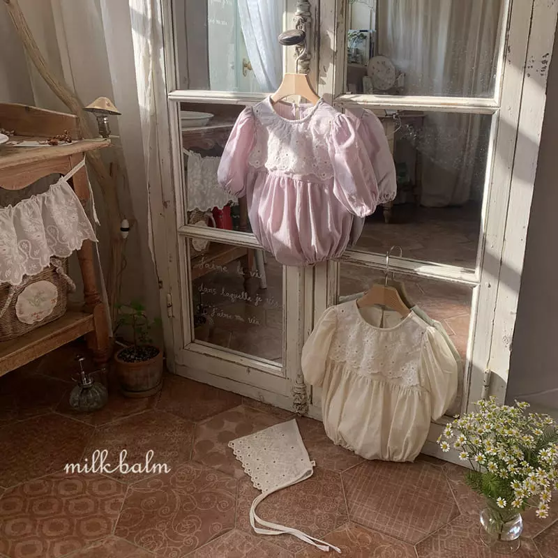 Milk Balm - Korean Baby Fashion - #babyoninstagram - Swan Bodysuit