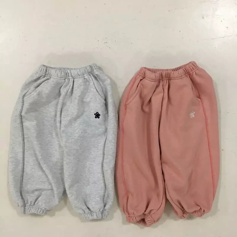 Mini Bongbong - Korean Children Fashion - #kidzfashiontrend - Clover Pants with Mom
