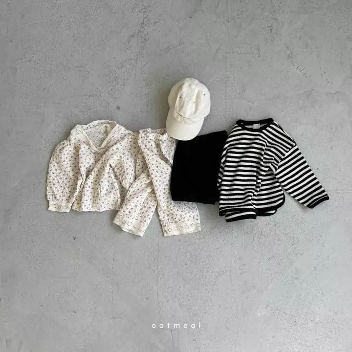 Oatmeal - Korean Children Fashion - #kidsshorts - Mollma Waffle Top Bottom Set - 12