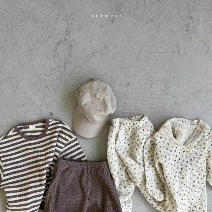 Oatmeal - Korean Children Fashion - #prettylittlegirls - Mollma Waffle Top Bottom Set - 3