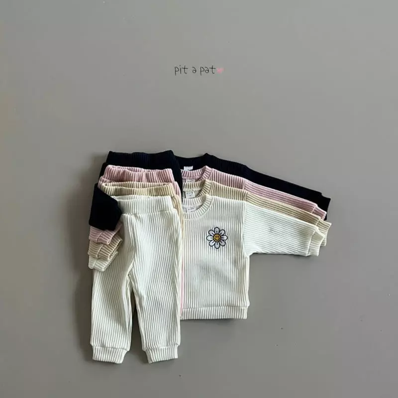 Pitapat - Korean Children Fashion - #prettylittlegirls - Frisia Top Bottom Set - 2