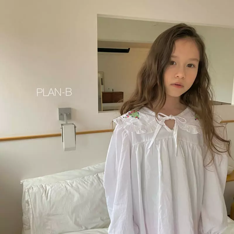 Plan B - Korean Children Fashion - #childofig - Flower Embrodiery Blouse - 5