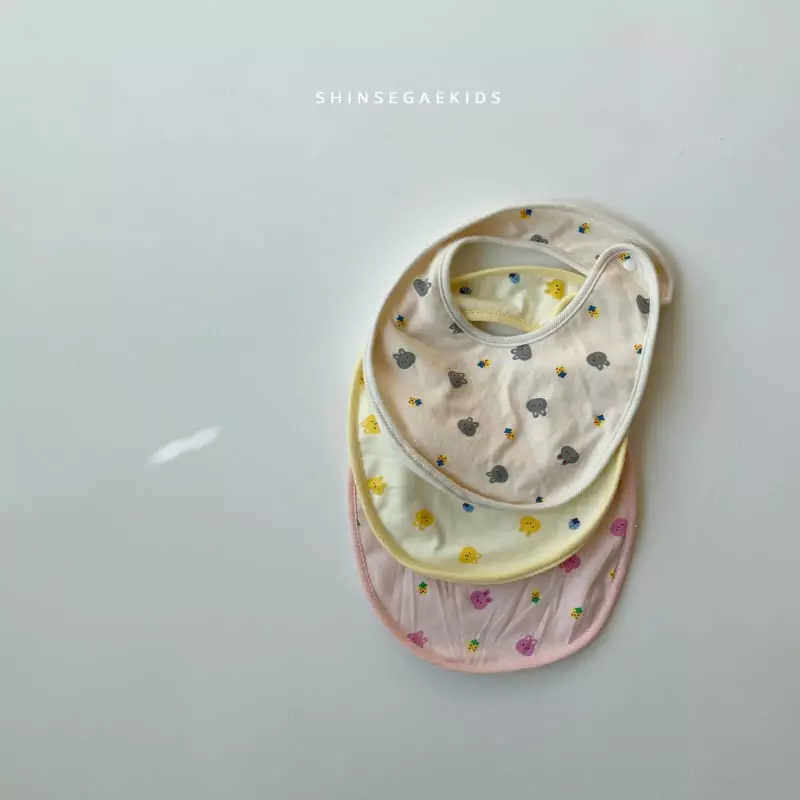 Shinseage Kids - Korean Baby Fashion - #smilingbaby - Strawberry Rabbit Bib - 3