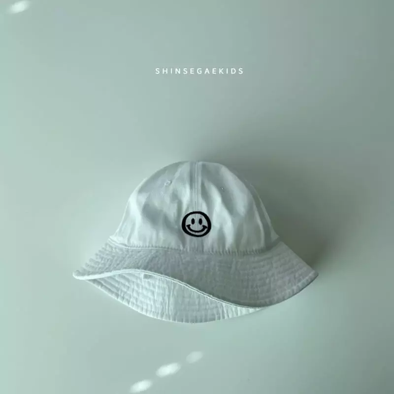 Shinseage Kids - Korean Children Fashion - #prettylittlegirls - Smile String Bucket Hat