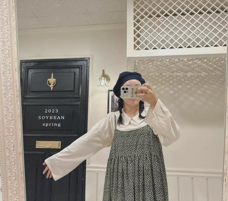 Soybean - Korean Children Fashion - #littlefashionista - Mom Petit Collar Box Tee - 4