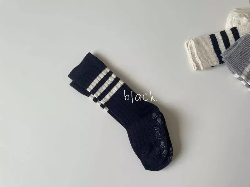 Teamand - Korean Children Fashion - #designkidswear - Bon Bon Ribbon Knee Socks - 7