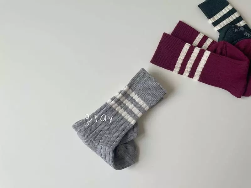 Teamand - Korean Children Fashion - #designkidswear - Three Stripes Rib Knee Socks  - 4