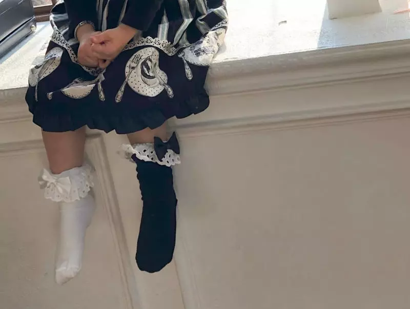Teamand - Korean Children Fashion - #discoveringself - Big Ribbon Knee Socks - 2
