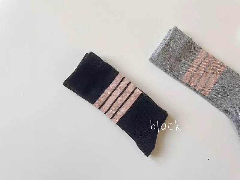 Teamand - Korean Children Fashion - #kidzfashiontrend - Half Knee Socks - 2