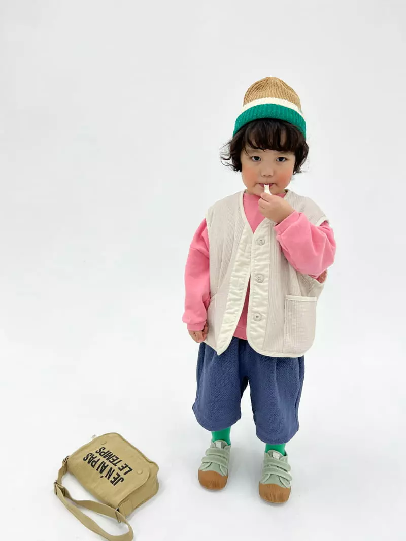 a-Market - Korean Children Fashion - #childrensboutique - Embossing Shorts - 6