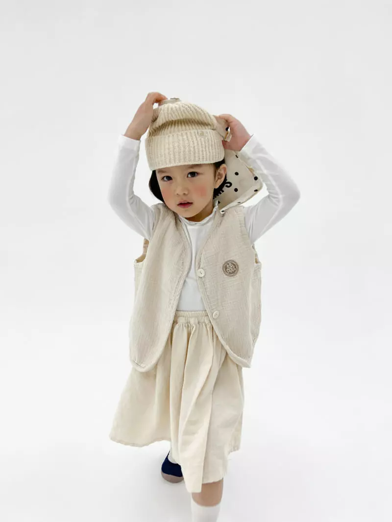 a-Market - Korean Children Fashion - #littlefashionista - Circle Vest - 4