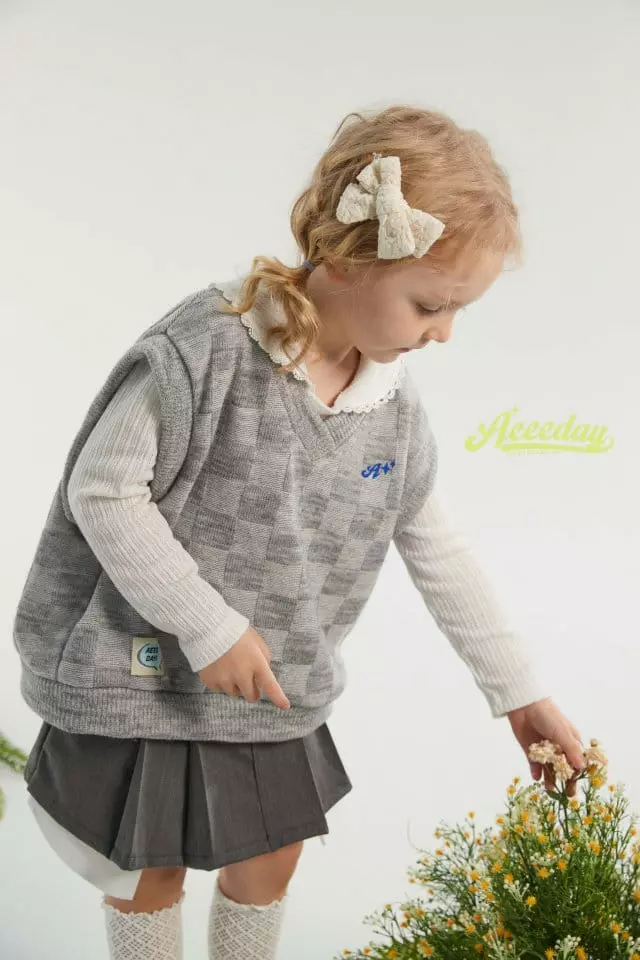 Aeeeday - Korean Children Fashion - #discoveringself - Chess Knit Vest - 7