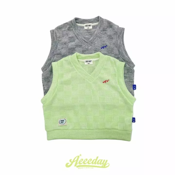 Aeeeday - Korean Children Fashion - #kidsshorts - Chess Knit Vest - 9
