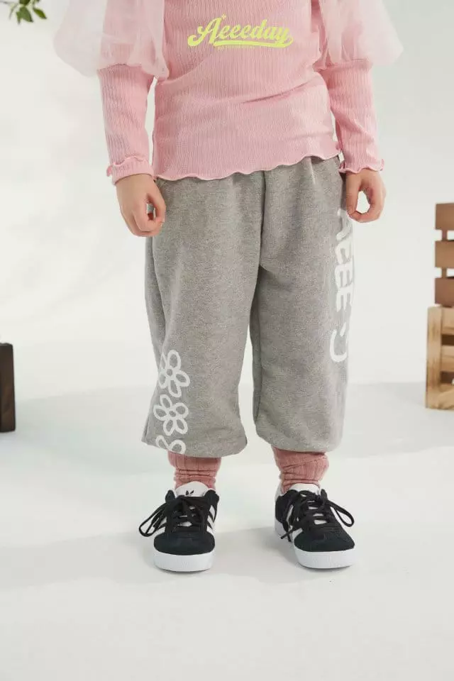 Aeeeday - Korean Children Fashion - #kidzfashiontrend - Painting Pants - 3