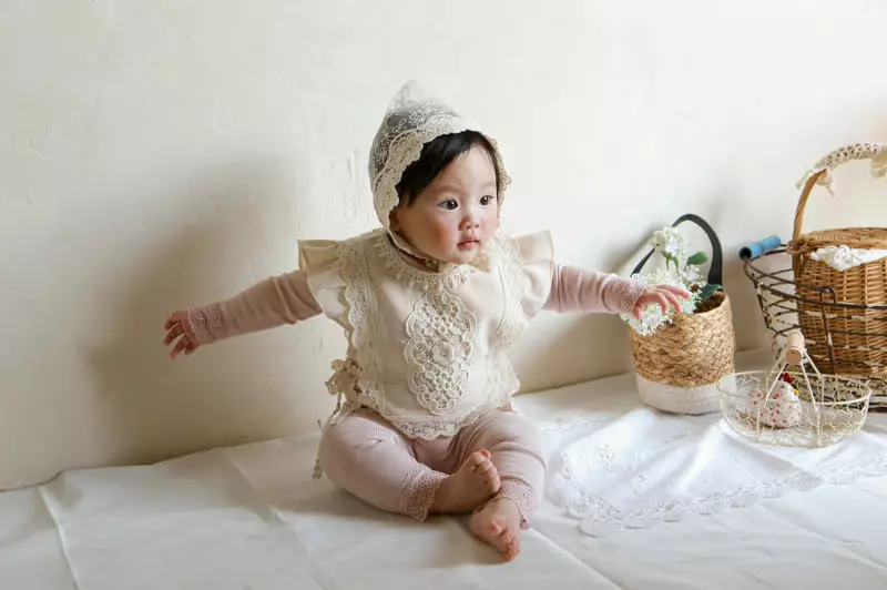 Flo - Korean Baby Fashion - #babygirlfashion - Merry And Beeb Vest - 12