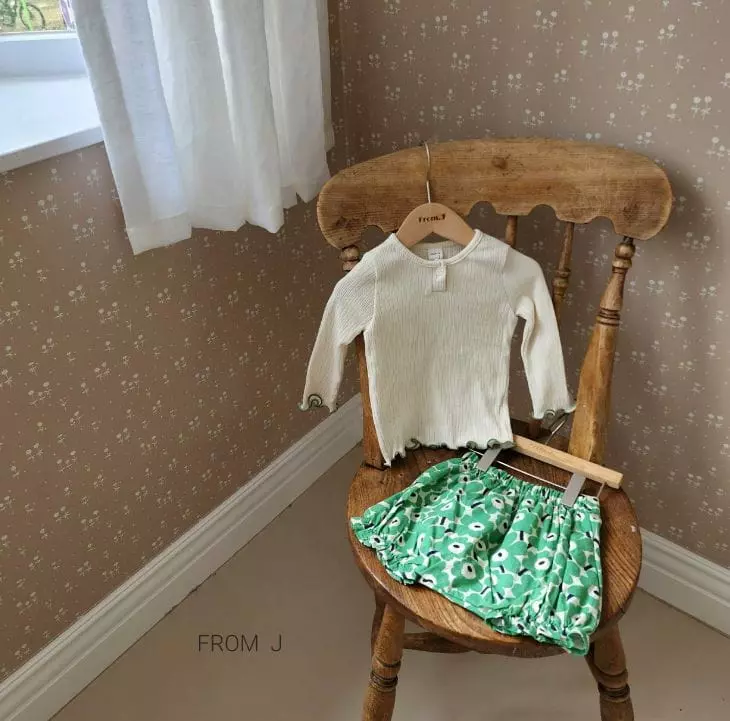 From J - Korean Baby Fashion - #babyboutique - Bebe Daisy Top Bottom Set - 11