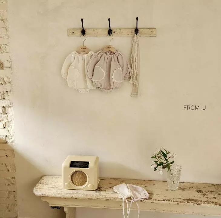 From J - Korean Baby Fashion - #babyboutique - Lace Pocket Bodysuit with Bonnet - 7