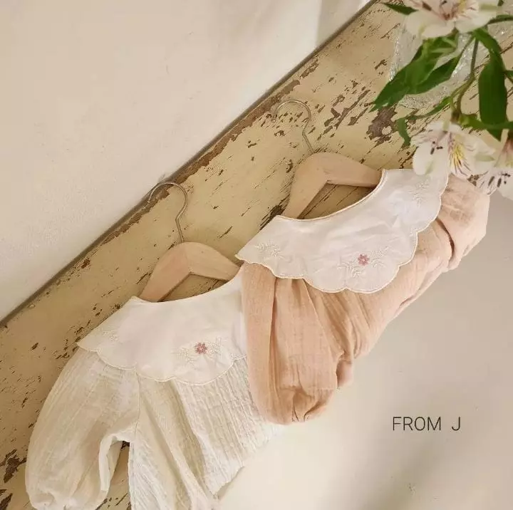 From J - Korean Baby Fashion - #babyboutique - Embrodiery Collar Bodysuit - 2