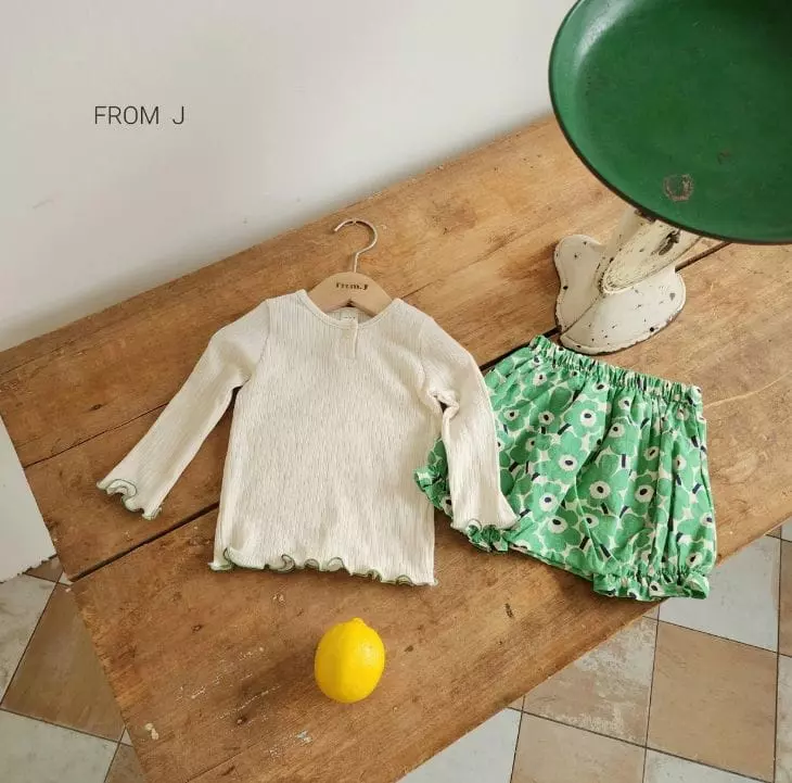 From J - Korean Baby Fashion - #onlinebabyboutique - Bebe Daisy Top Bottom Set - 9