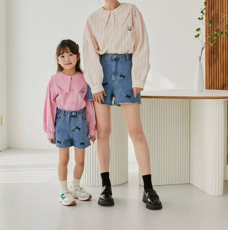 Ggomare - Korean Children Fashion - #toddlerclothing - Fox Collar Blouse with Mom - 7