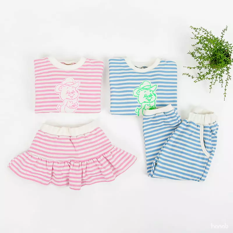 Hanab - Korean Children Fashion - #designkidswear - Bear Stripes Top Bottom Set