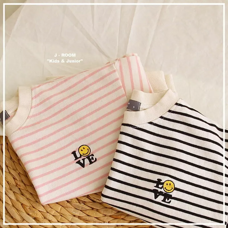 J-Room - Korean Children Fashion - #designkidswear - Love Embrodiery Sweatshirt - 10