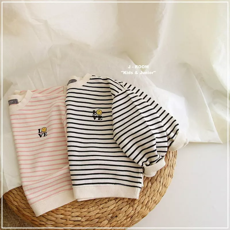 J-Room - Korean Children Fashion - #magicofchildhood - Love Embrodiery Sweatshirt - 2