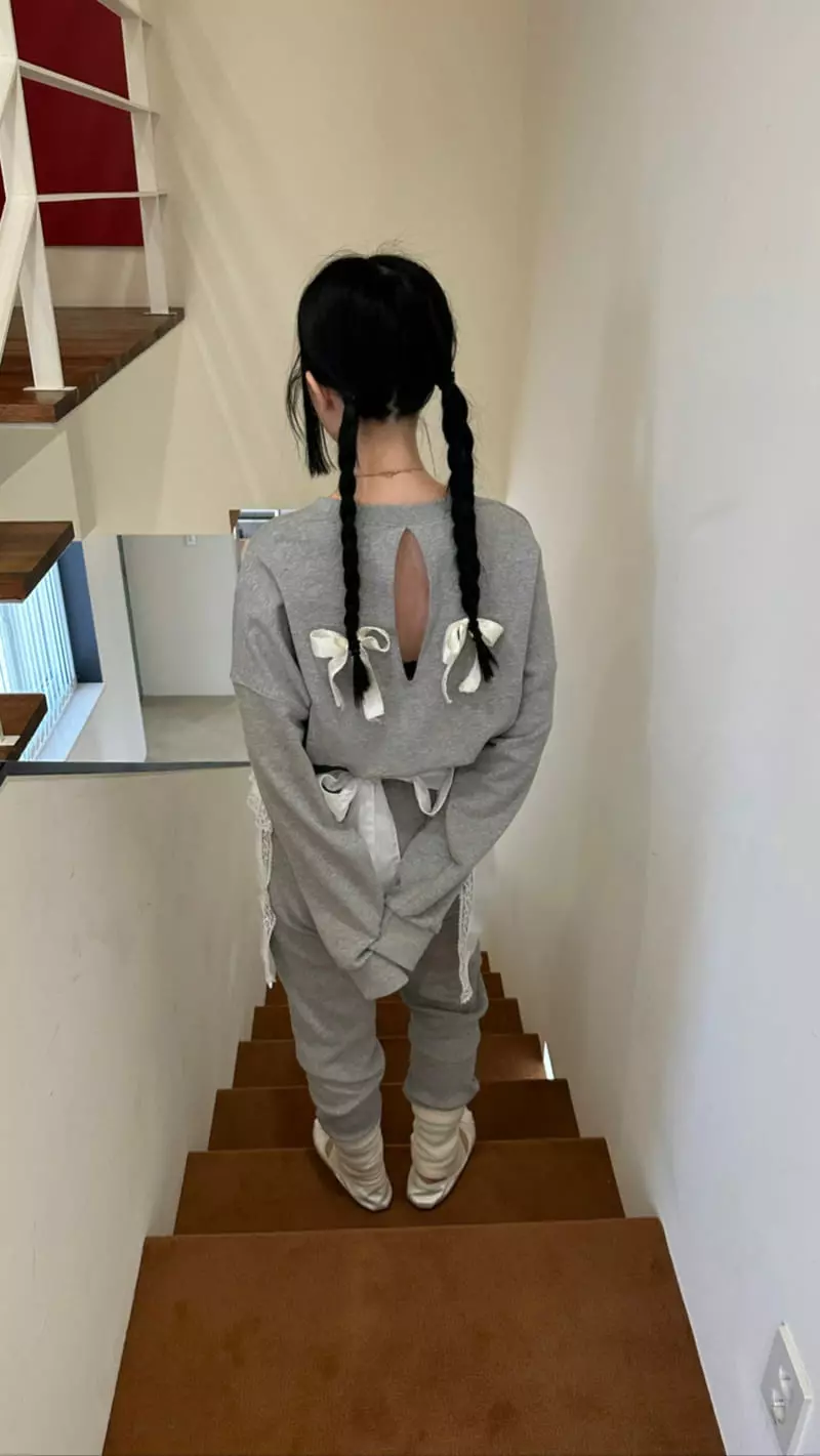 Jejeunosity - Korean Women Fashion - #womensfashion - Mom Dart Sweatshirt