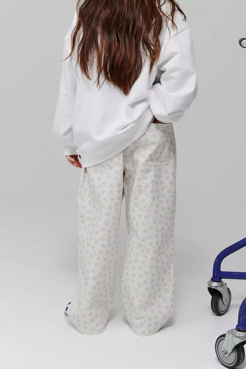 Kokoyarn - Korean Children Fashion - #toddlerclothing - Spring Flower Pants - 8