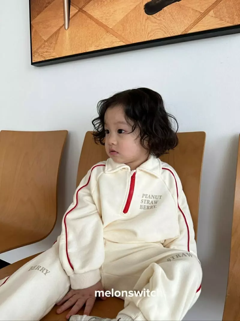 Melon Switch - Korean Children Fashion - #designkidswear - Strawberry Collar Top Bottom Set - 11