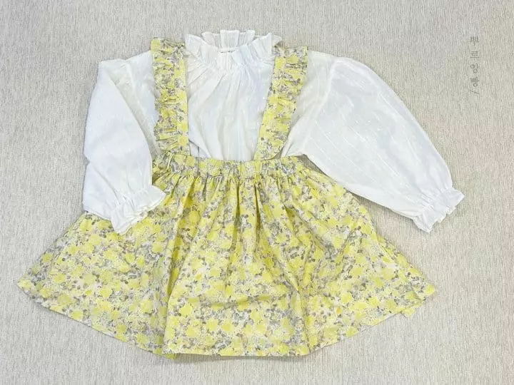 Pourenfant - Korean Children Fashion - #kidsshorts - Rora Frill Blouse - 9
