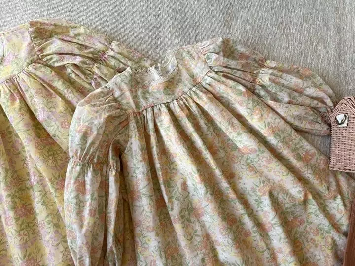 Pourenfant - Korean Children Fashion - #littlefashionista - Adri Flower One-piece - 2